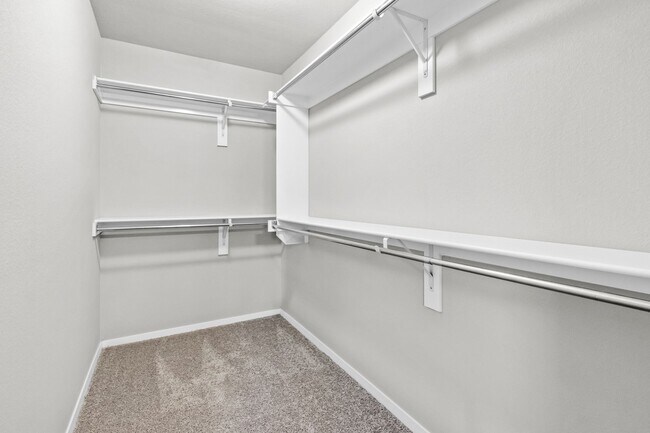 Building Photo - Beautiful new build home!