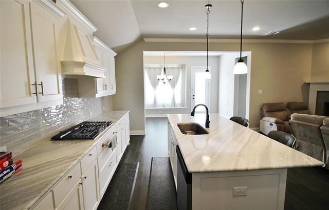 Building Photo - 1904 Shaila Dr