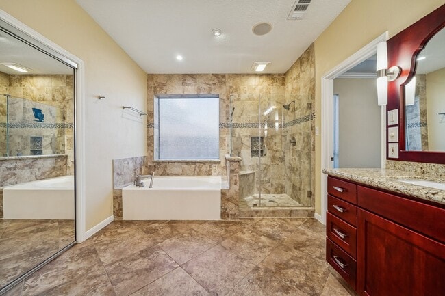 Building Photo - 3710 N Autrey Ct