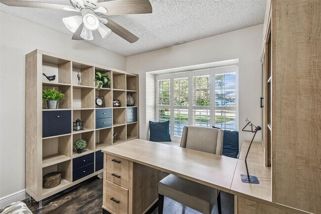 Building Photo - 4161 Rolling Springs Dr