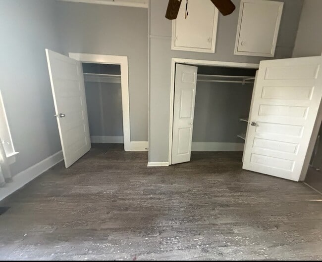 Building Photo - 832 Richmond St