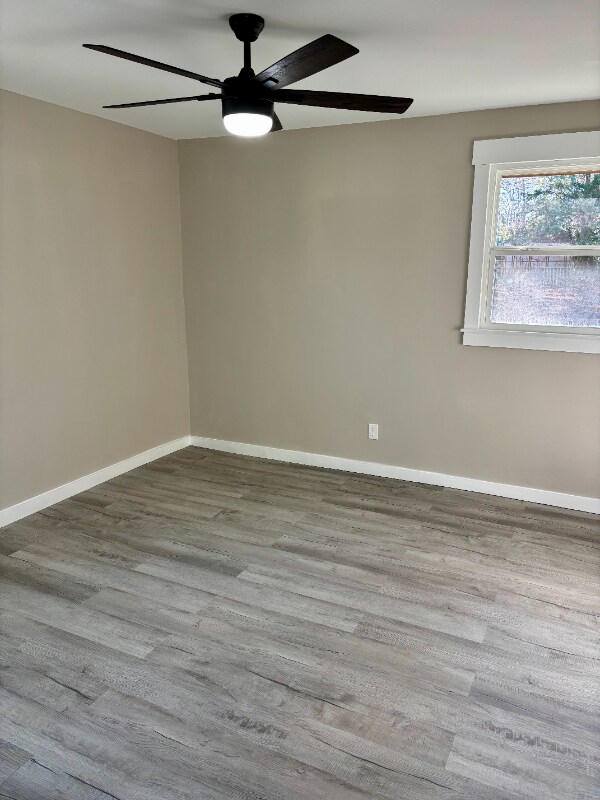 Building Photo - 1136 Chadford Rd