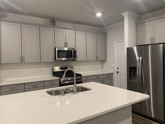 Building Photo - 1003 Gemma Dr