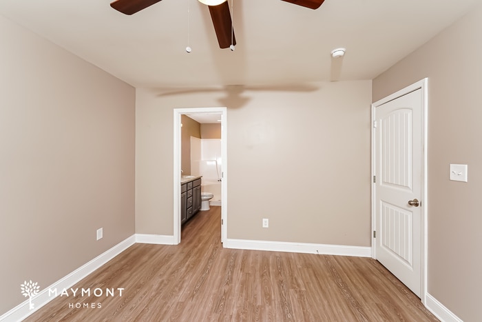 Building Photo - 3215 6th Ave N