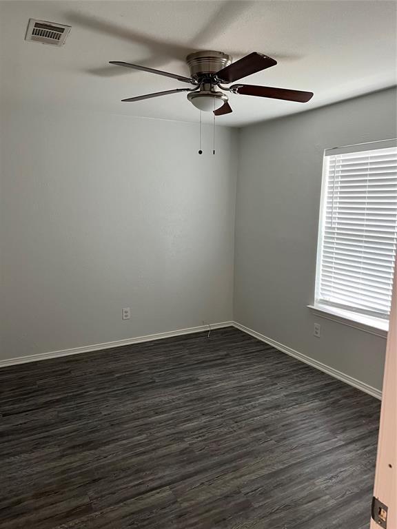 Building Photo - 507 Hilltop Ln