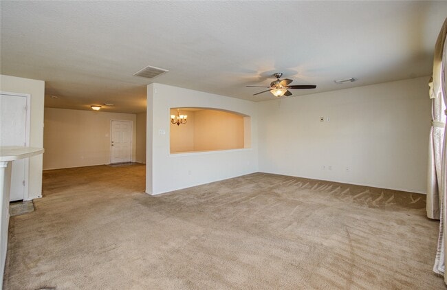 Building Photo - 8219 Tartan Ct