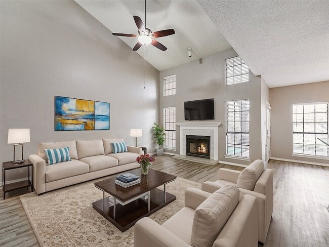 Building Photo - 3109 Devonshire Dr