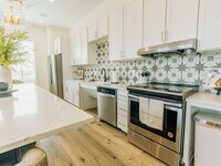 Building Photo - Hackney House Apartments