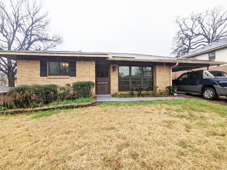 Building Photo - 3755 Elmer Ln