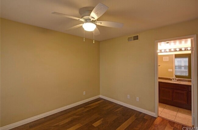 Building Photo - 85 Via Sovana