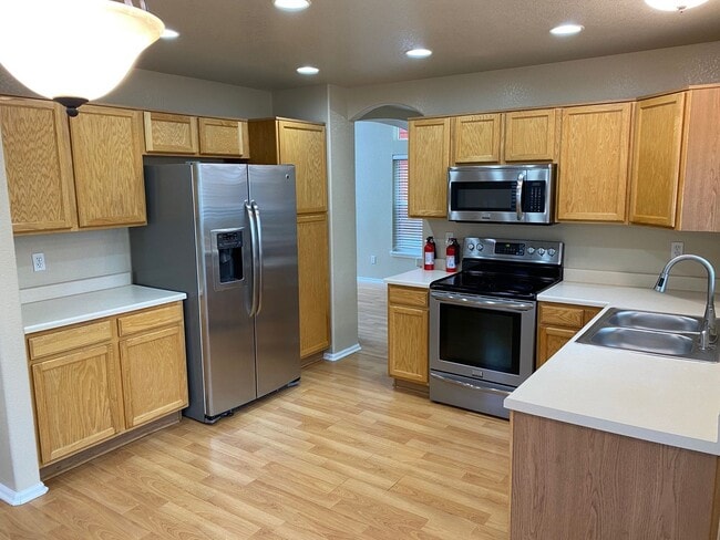 Building Photo - Wonderful Home in Parker