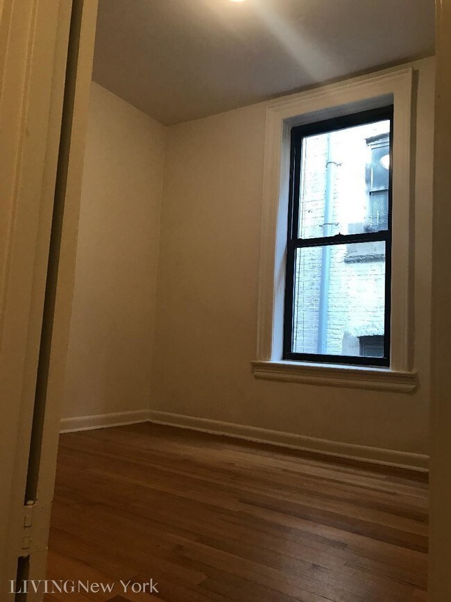 Building Photo - 510 Amsterdam Ave