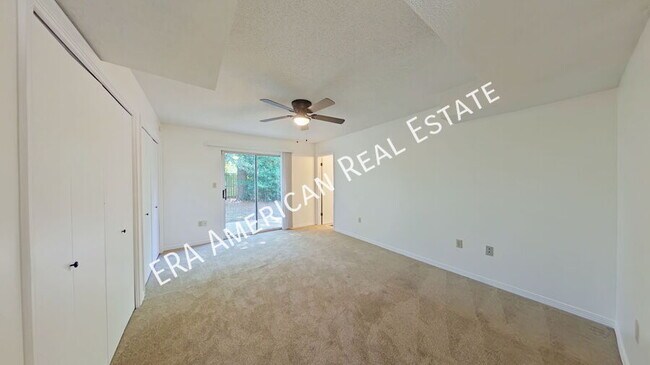Building Photo - 386 Canterbury Cir NW
