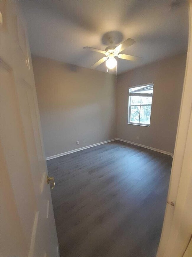 Building Photo - 2907 Hope Valley St