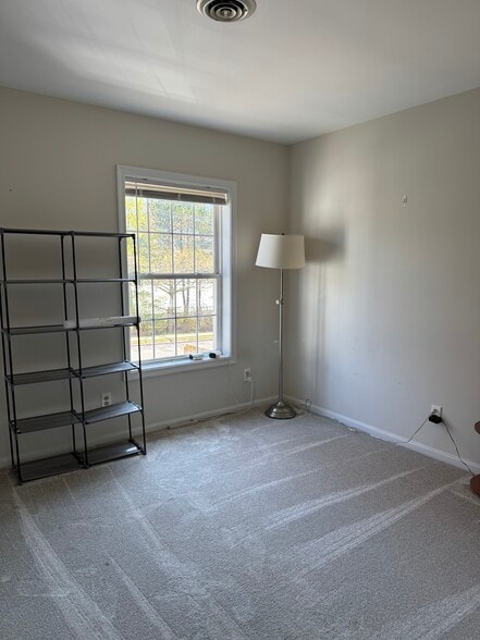 Bed 2 - 233 Fairfield Ave
