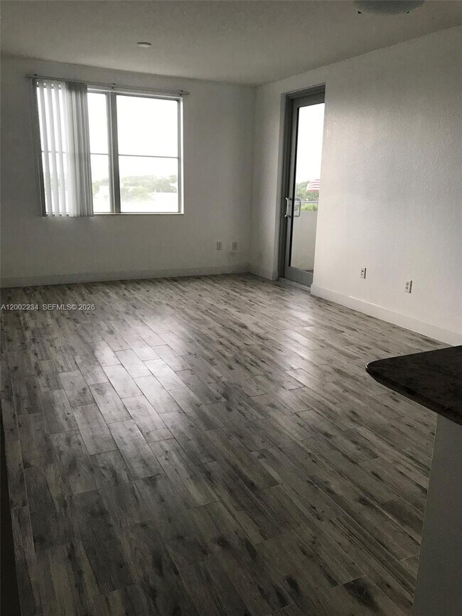 Building Photo - 1830 Radius Dr