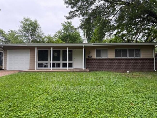 Building Photo - 410 Ridge Dr