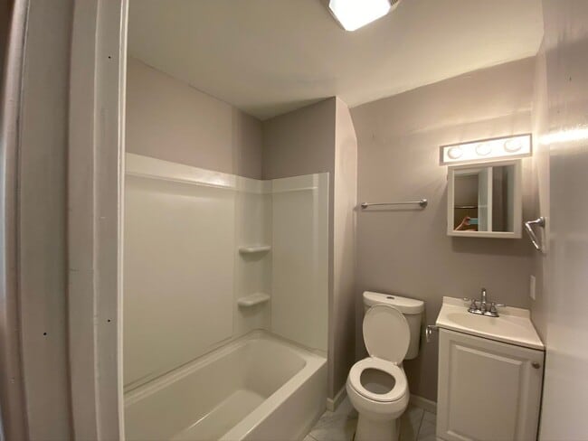 Building Photo - 55 Parker St