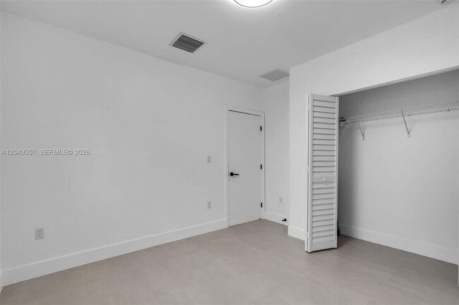 Building Photo - 6500 NW 21st Ave