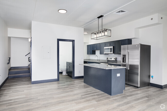 3BR, 2BA - 1,300SF - 12th & Court Lofts