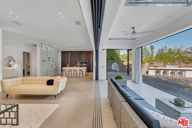 Building Photo - 23136 Park Contessa
