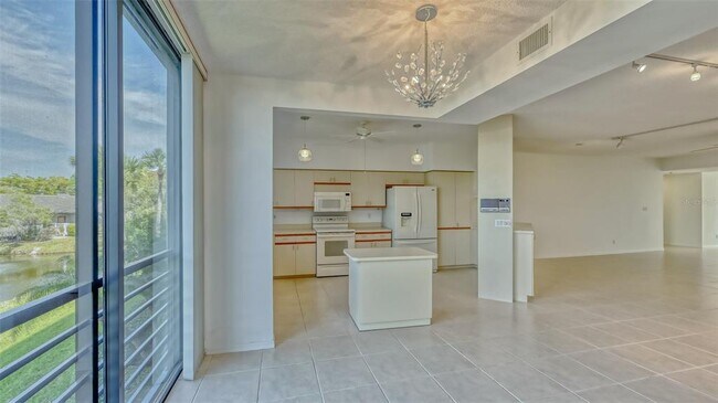 Building Photo - 5400 Eagles Point Cir
