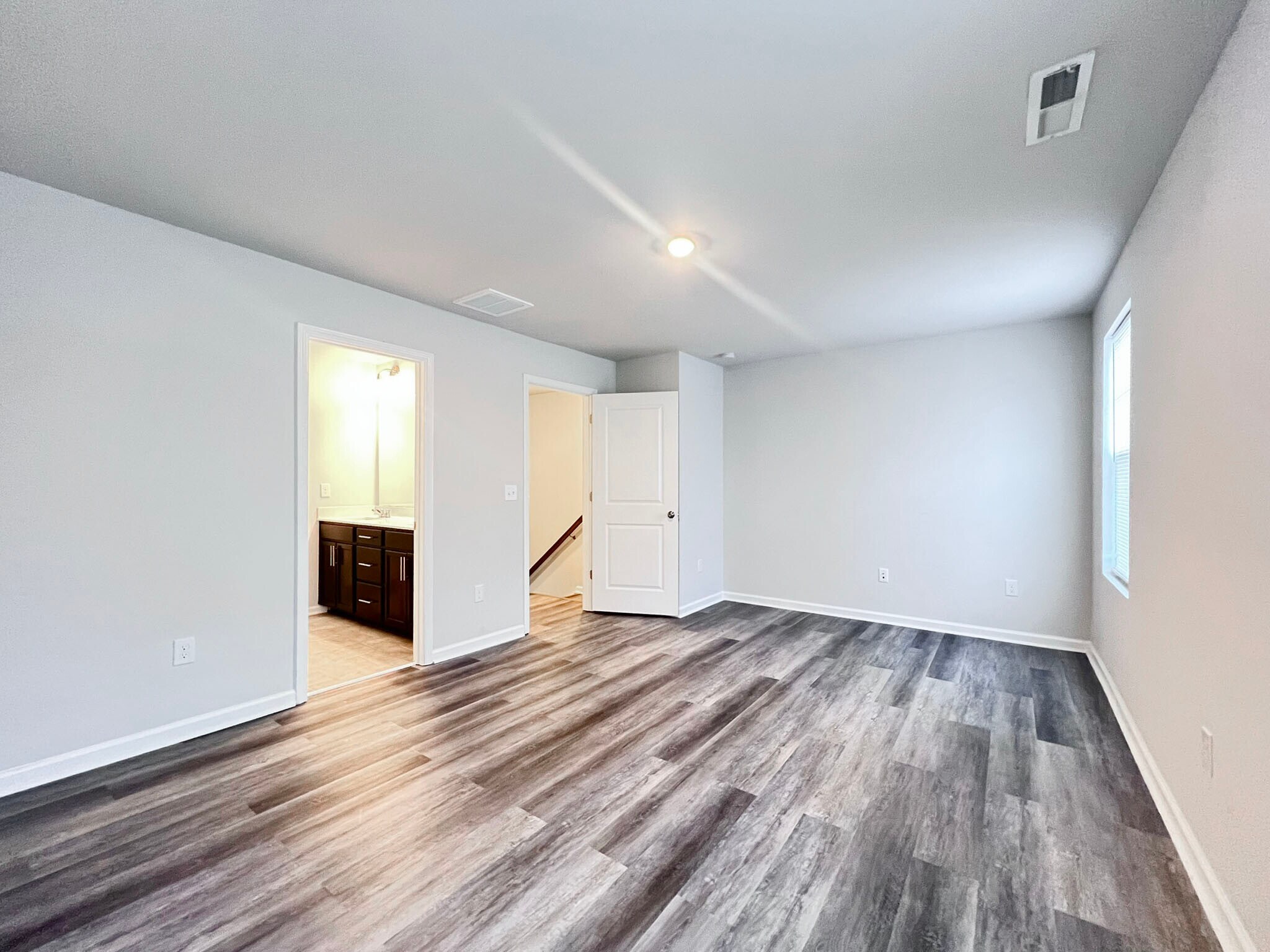 Building Photo - 181 Ivy Vine Way