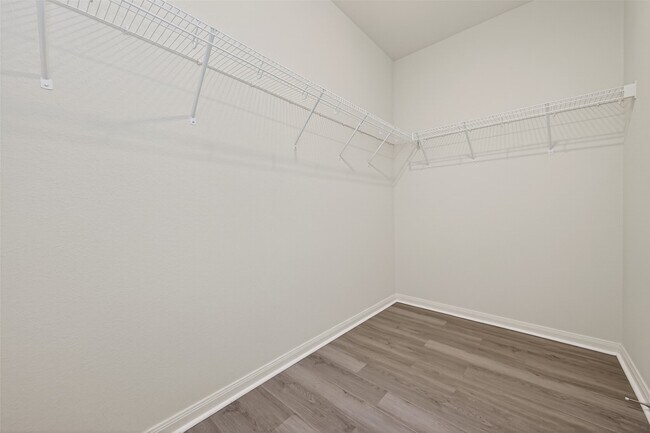 Building Photo - 10623 Lost aples Dr