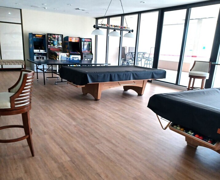 Building Photo - SOUTHWEST FLORIDA ACTIVE LIFESTYLE!!!!!