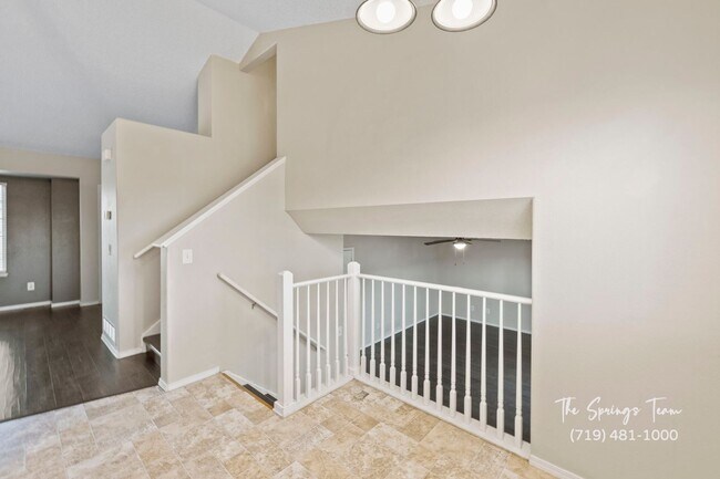 Building Photo - COUNTRYSIDE 3BD/2BA in FOUNTAIN - Security Deposit Waiver Available