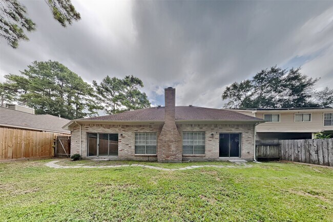Building Photo - 64 Hickory Oak Dr