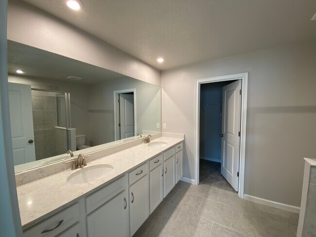 Building Photo - 2526 Arbor Wind Dr