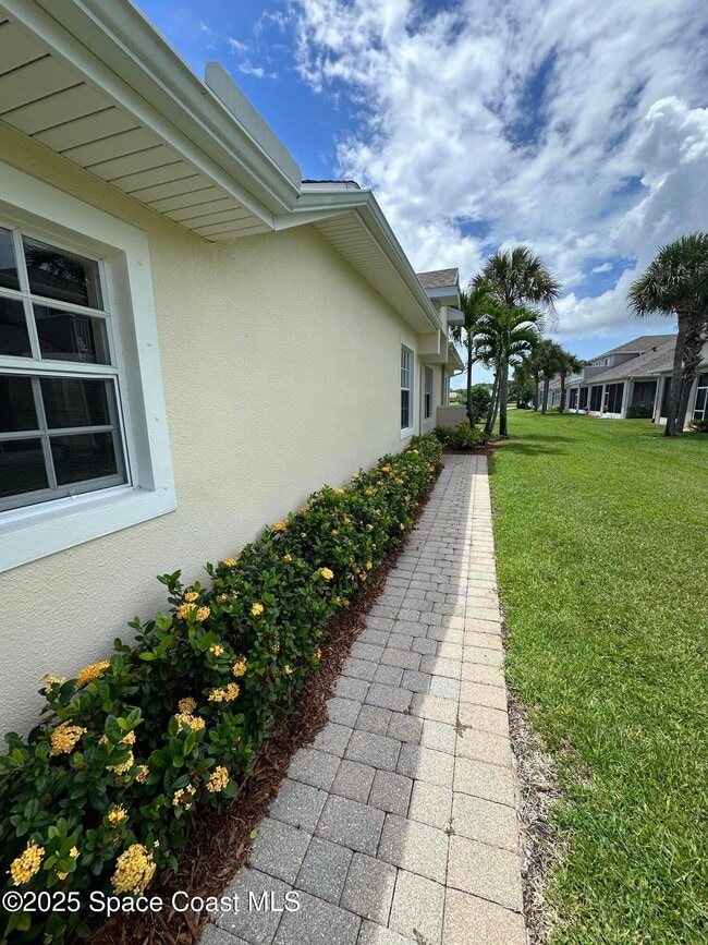 Building Photo - 1317 Ballinton Dr