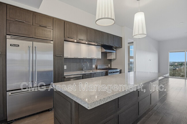 Building Photo - 1820 Peachtree St NW