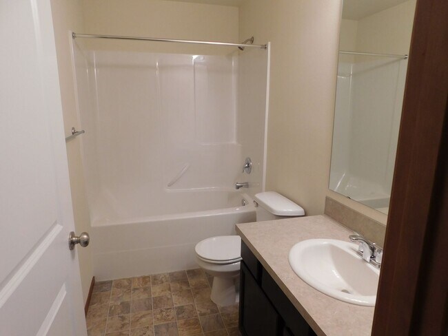 Building Photo - Gilkey 425,LLC#10