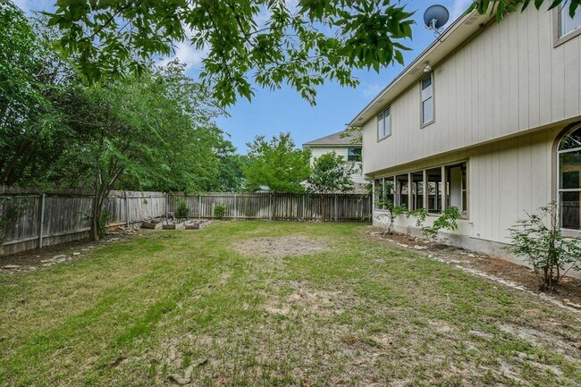 Building Photo - 17607 Klamath Falls Dr