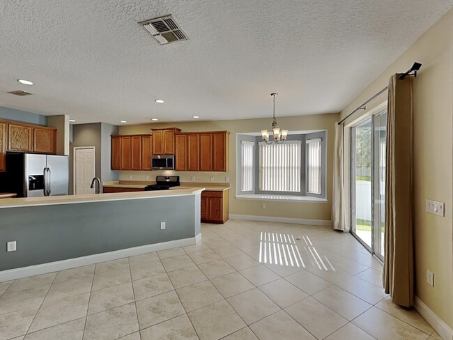 Building Photo - 4686 Blue Major Dr