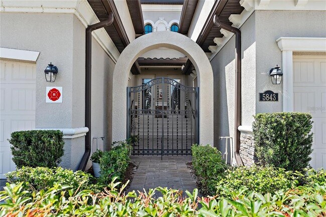 Building Photo - 5843 Wake Forest Run