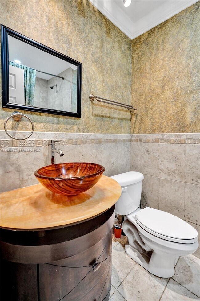 Building Photo - 11201 SW 13th St