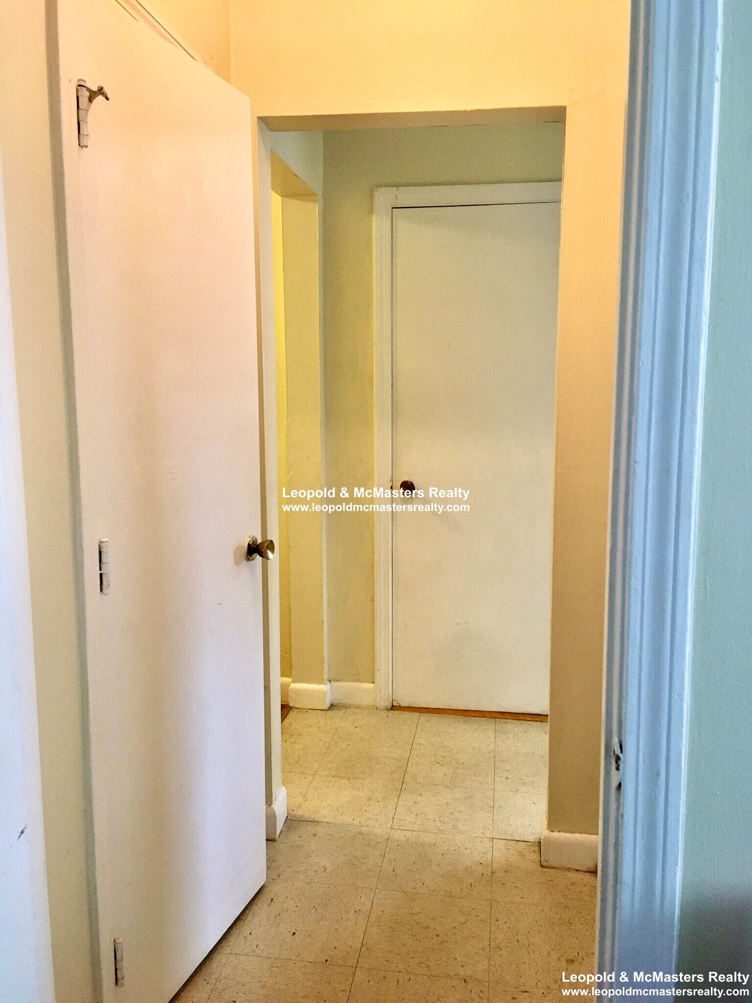 Building Photo - 1132 Commonwealth Ave