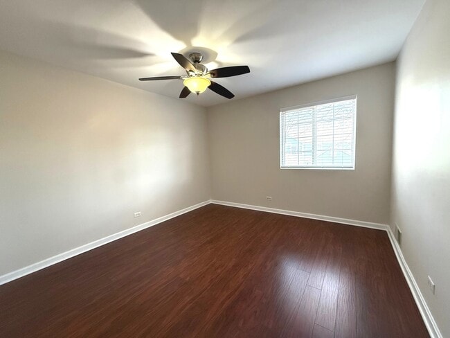 Building Photo - 408 Trenton Ct