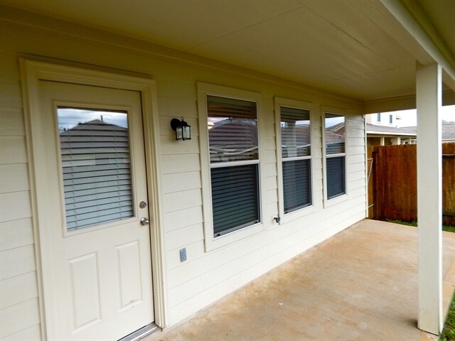Building Photo - 19414 Dry Canyon Ct