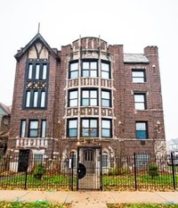 Building Photo - 654 N Pine Ave