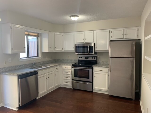 Building Photo - 5822 Shady Grove Cir