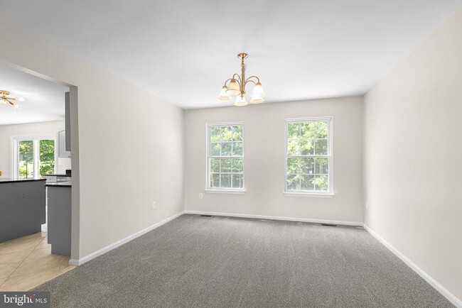 Building Photo - 10004 Field Stone Ct