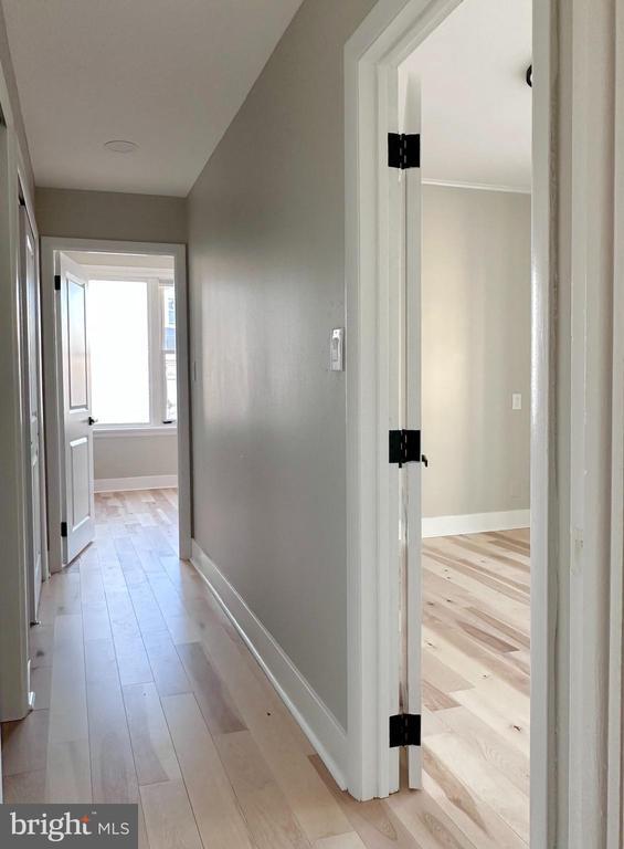 Building Photo - 1501 S 12th St