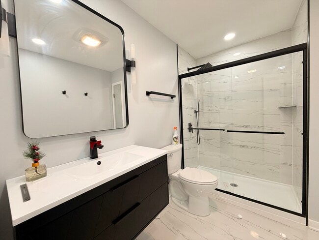 Building Photo - 4220 Oakton St