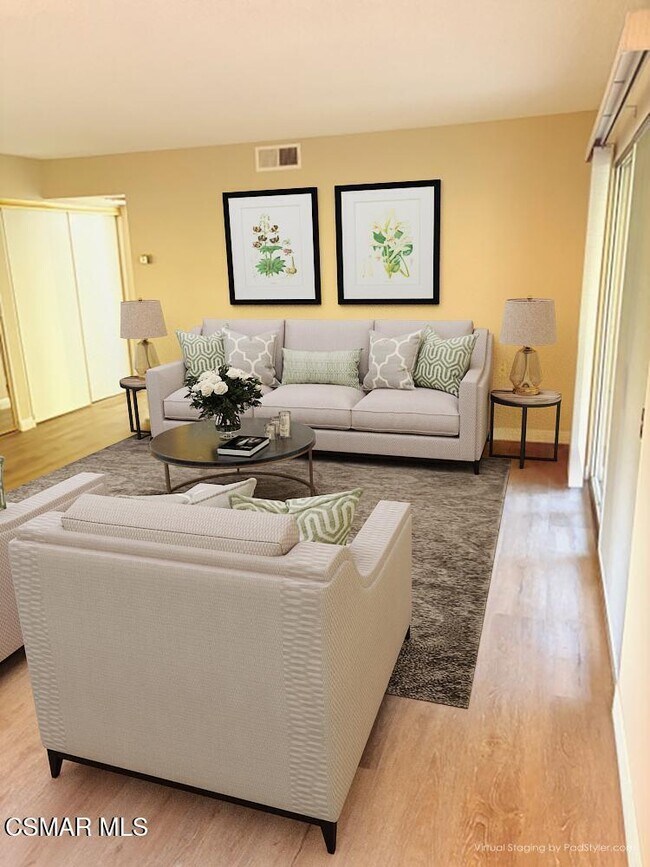 Building Photo - 286 Oak Leaf Dr