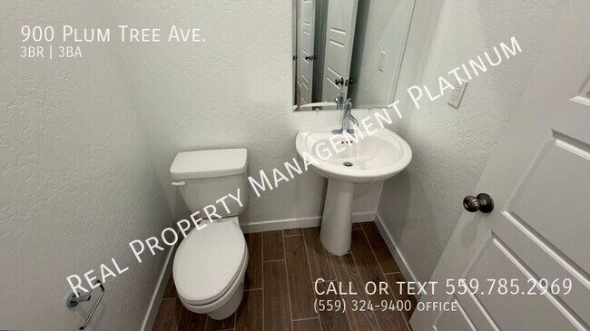 Building Photo - 900 Plum Tree Ave