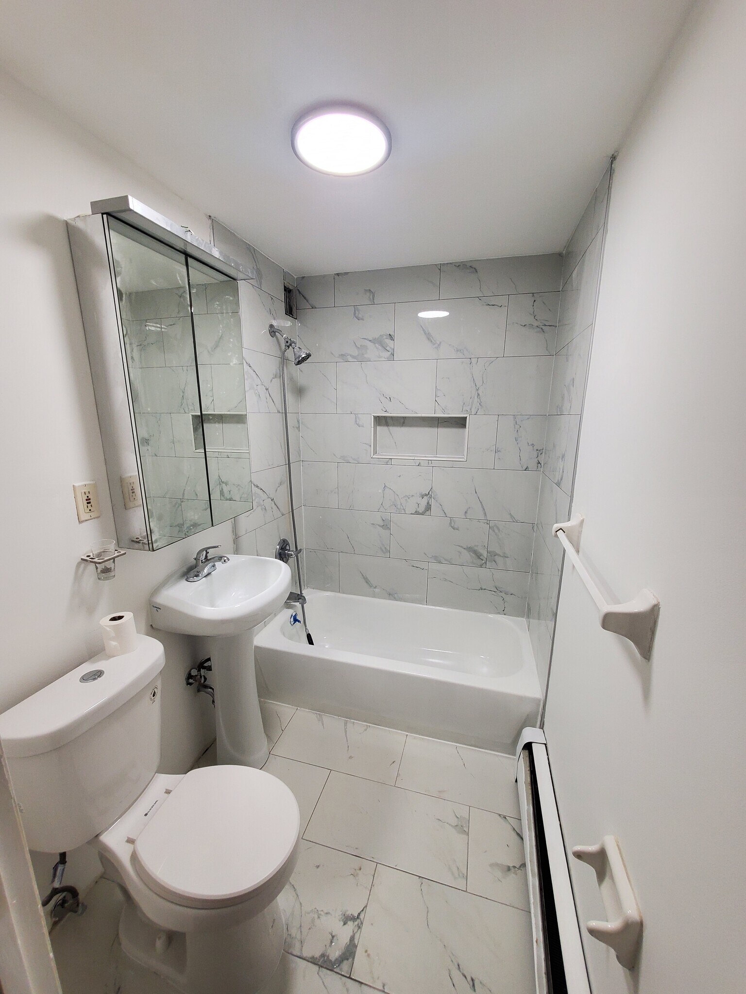 Building Photo - 130 W 132nd St